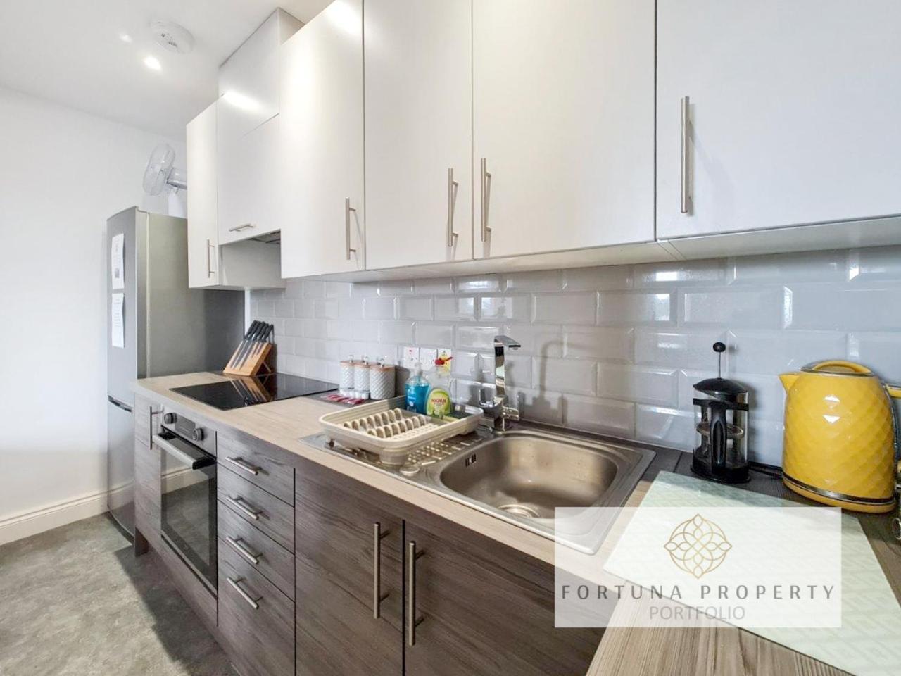 Margaret'S Loft By Fortuna Property Cheltenham Esterno foto